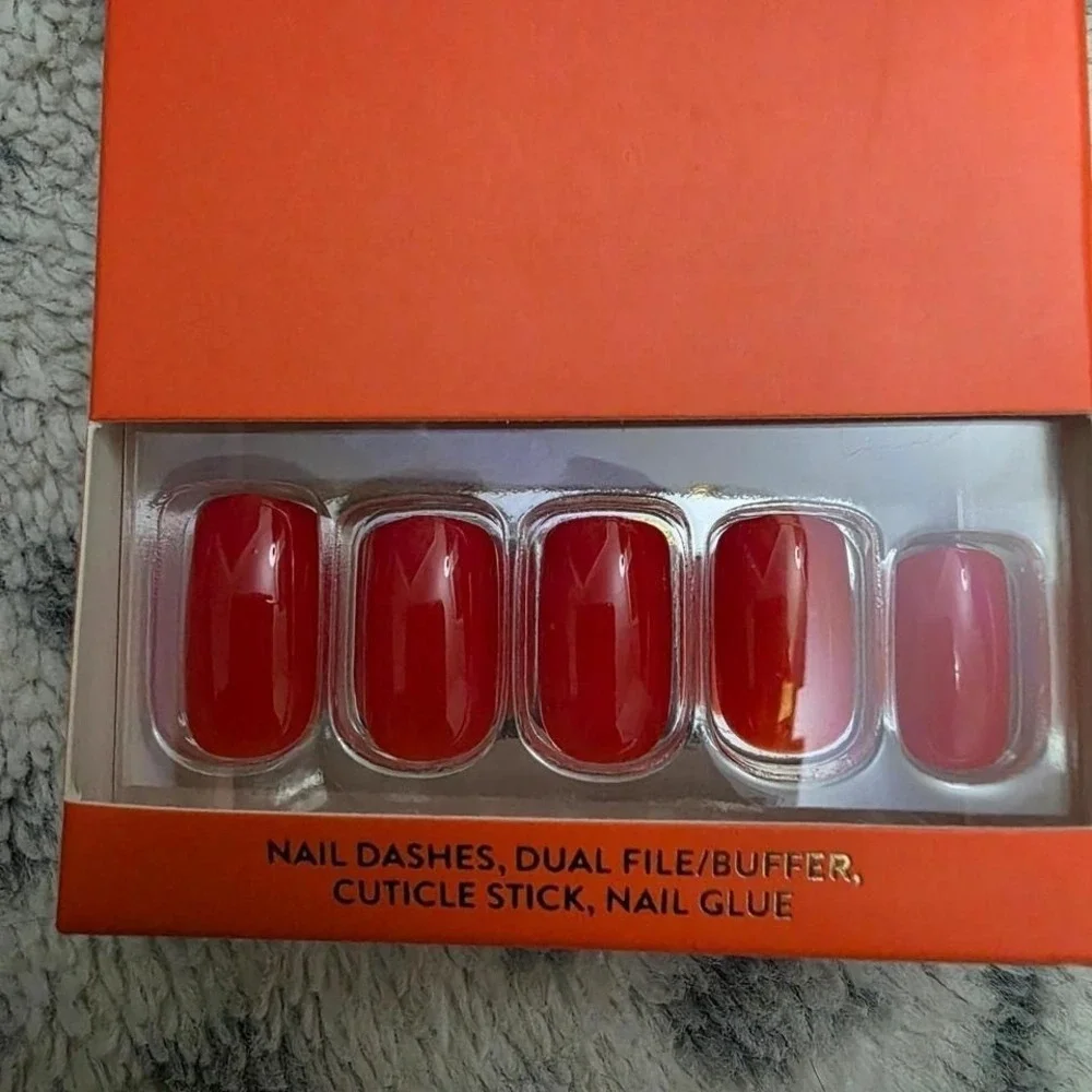 Red Aspen Nail Dashes: Fireworks With Anahi *New*